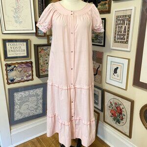 70s Vintage It's A Charm Pink Button-Down Robe With Embroidered Sleeves Size M